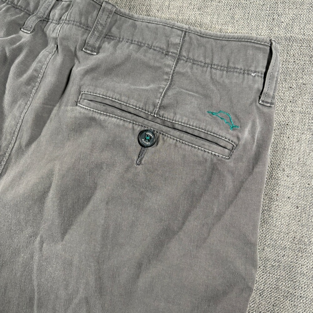 Tommy Bahama Chino Shorts Mens 34 Grey Cotton Blend Stretch Flat Front Casual